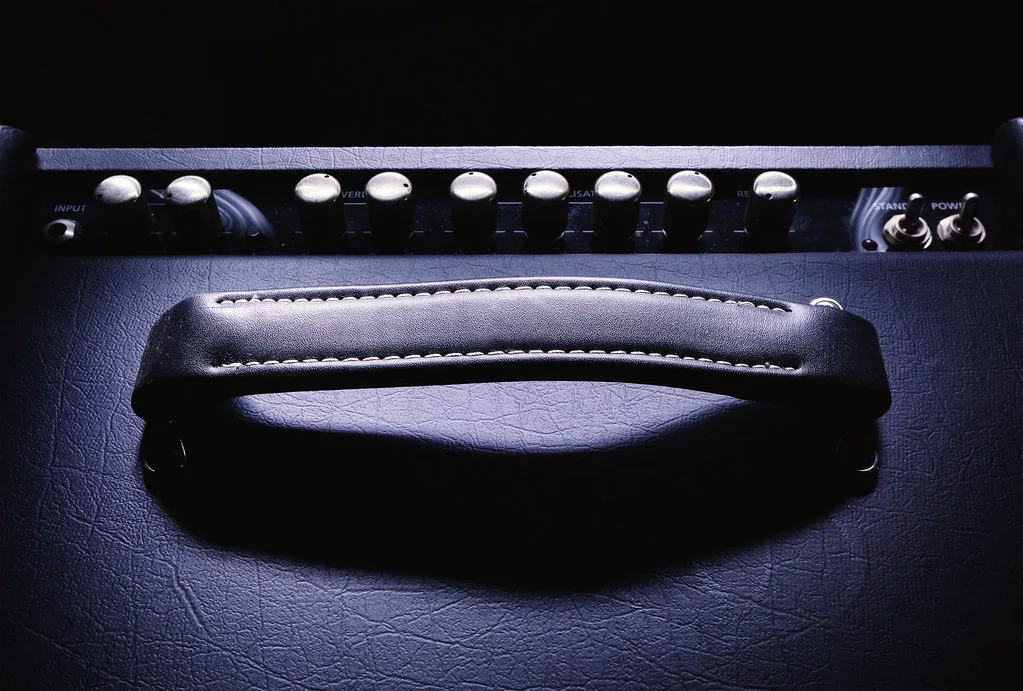 影音设备与视听空间：Preamp of a Guitar Amp