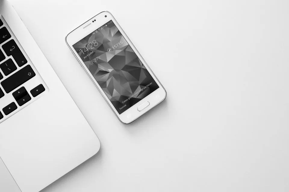 网站与移动应用建设场景：Smartphone Mobile